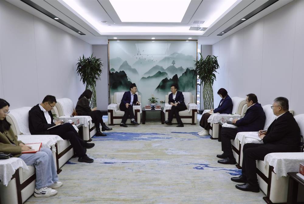 政企聯(lián)動，共謀發(fā)展新路徑！ 濟南市商務局一行到產(chǎn)發(fā)集團座談交流